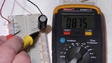 How to Use an Ohm Meter to Check Capacitors